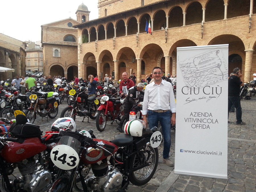 Offida hosted the 29th historical reconstruction of Milan-Taranto vintage motorcycle racing